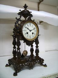 Bronzen franse pendule